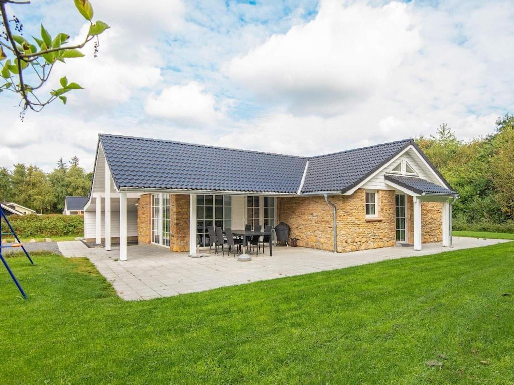6 Person Holiday Home In Ansager Exterior photo